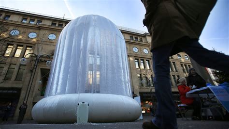 Blowjob ohne Kondom gegen Aufpreis Erotik Massage Zürich Kreis 11 Affoltern